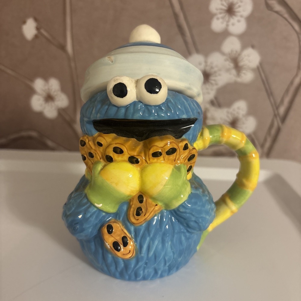 Sesame Street Cookie Monster Sesame Workshop 2006 Jar Mug 8" Winter Theme NEW
